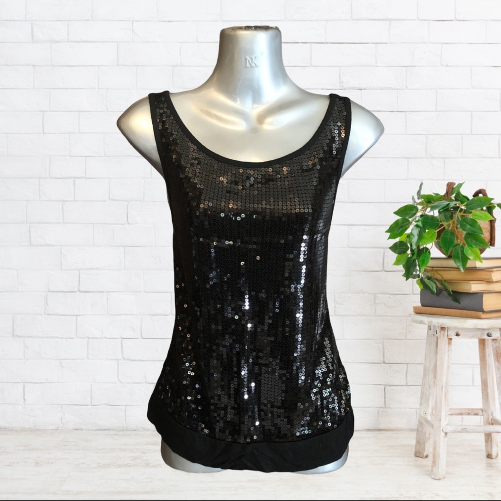 🌼3/$15🌼
 woman ness Tank top size Medium